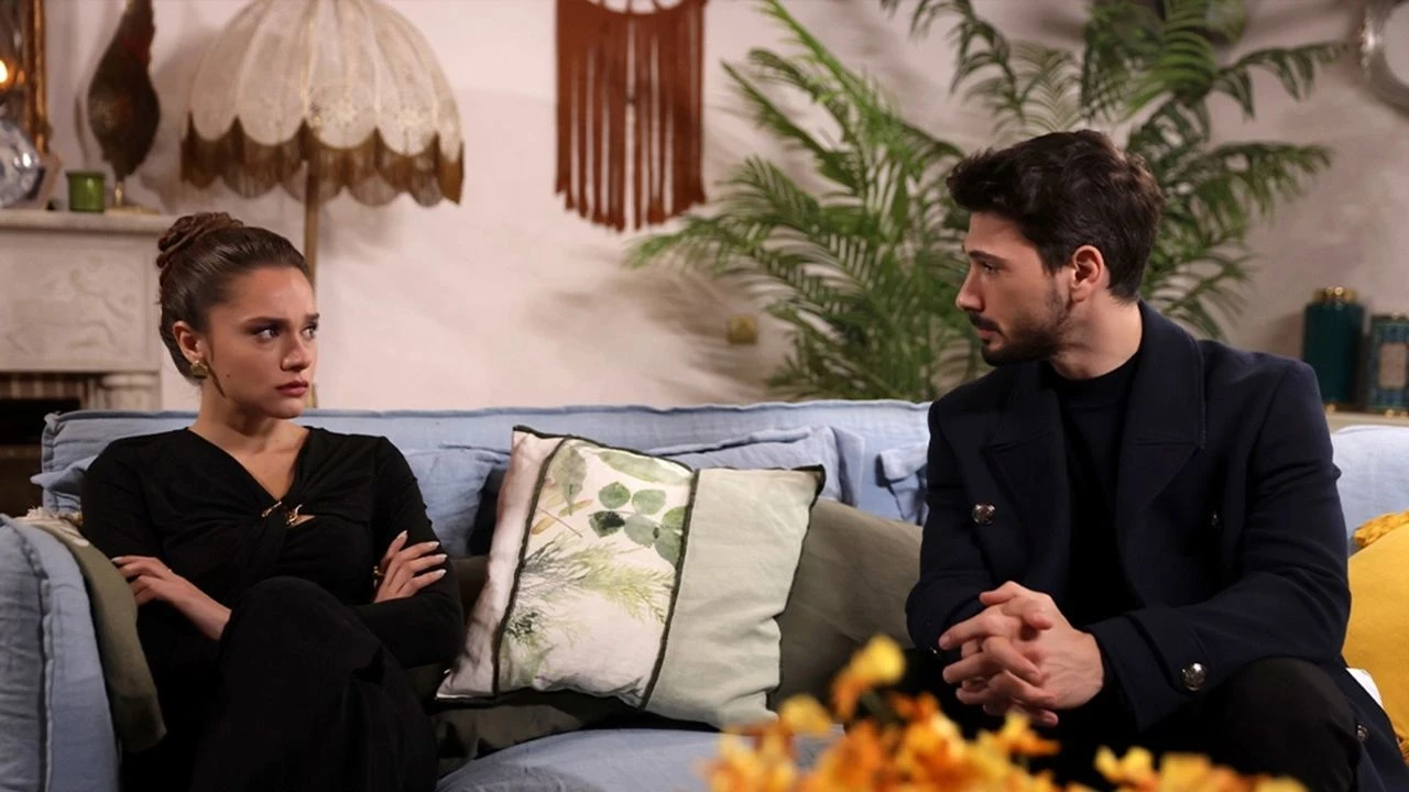 NOW TV'de Hudutsuz Sevda'nın 50. bölümü yayınlandı, izlemeyi unutmayın