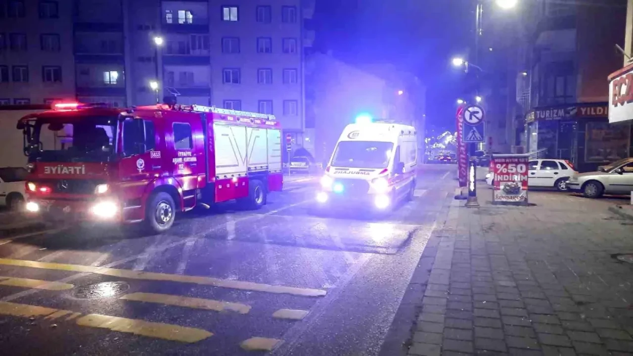 Sivas'ta Trafik Kazası: Sürücü Yaralı