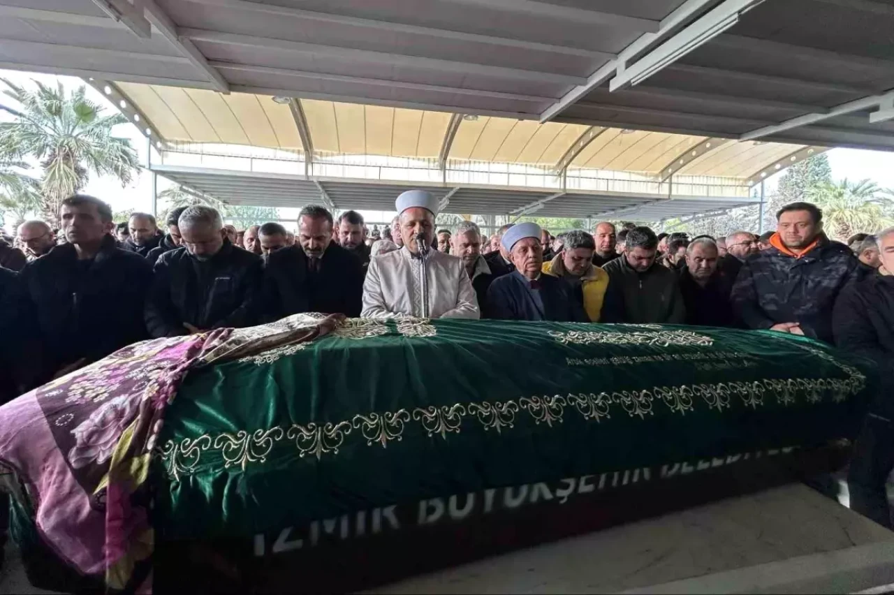 Denizli'deki Korkunç Kazada: Öğrenci ve Öğretmen Hayatını Kaybetti!