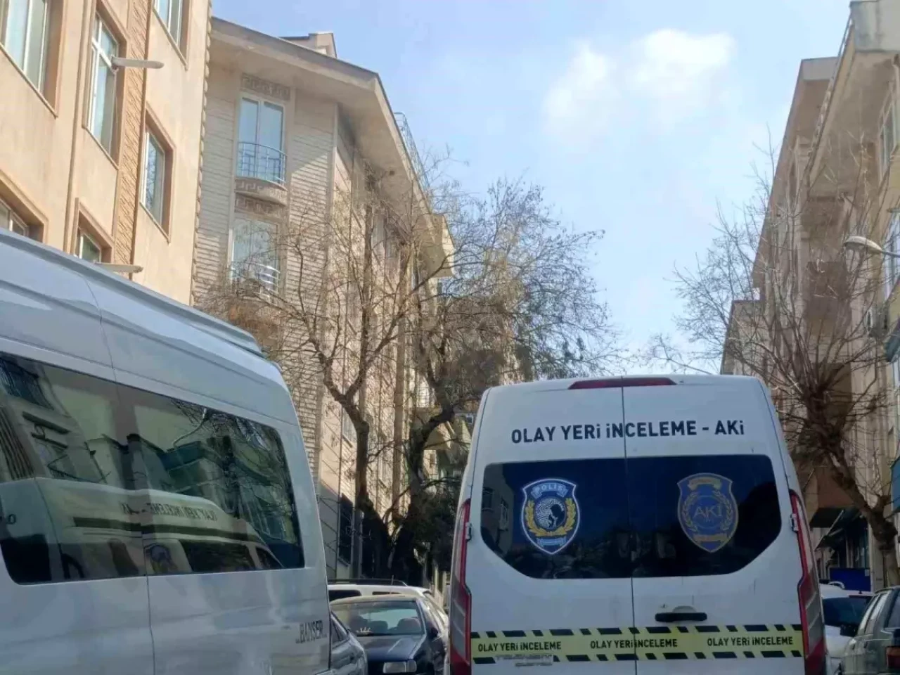 Münevver Çetin Cam Silerken Düştü, Hayatını Kaybetti!