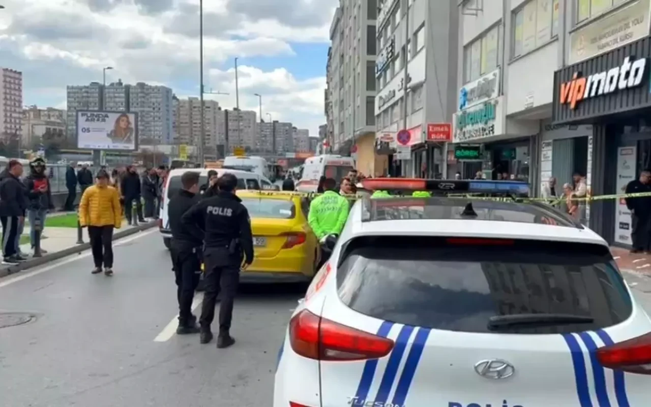 İstanbul'da Motosiklet Kazası: Kadın Çarpmanın Etkisiyle Öldü!