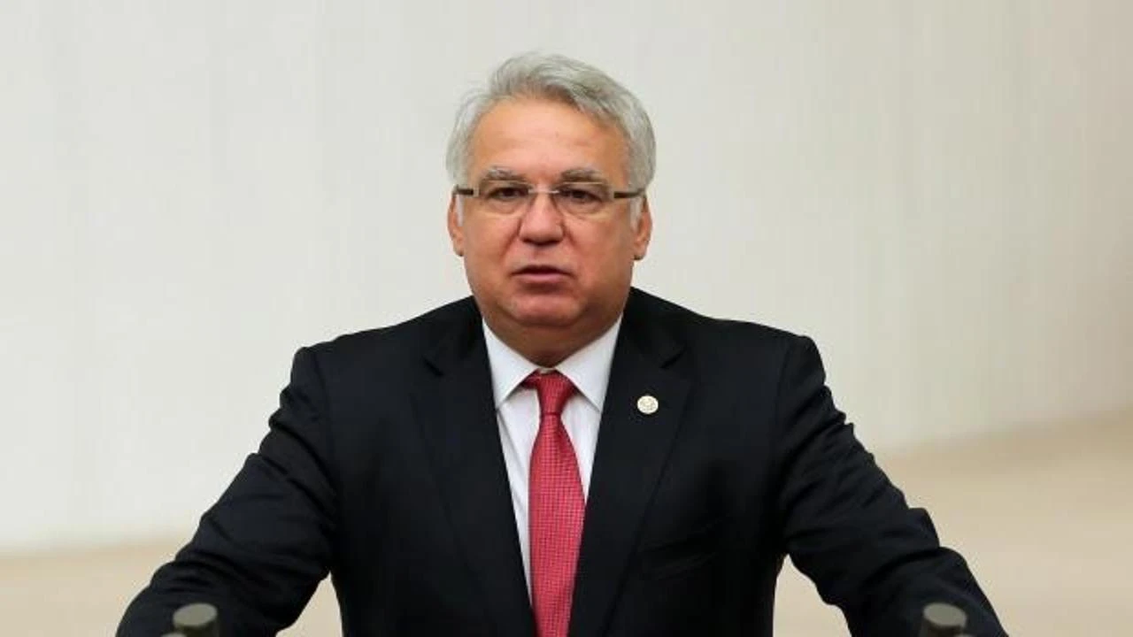 Son Dakika: Hüseyin Kocabıyık AK Parti'den ihraç edildi!
