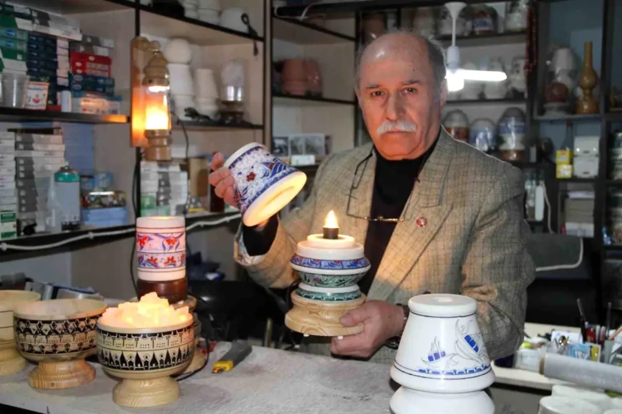 Tuz Lambalarıyla Sanat Yaratan Usta