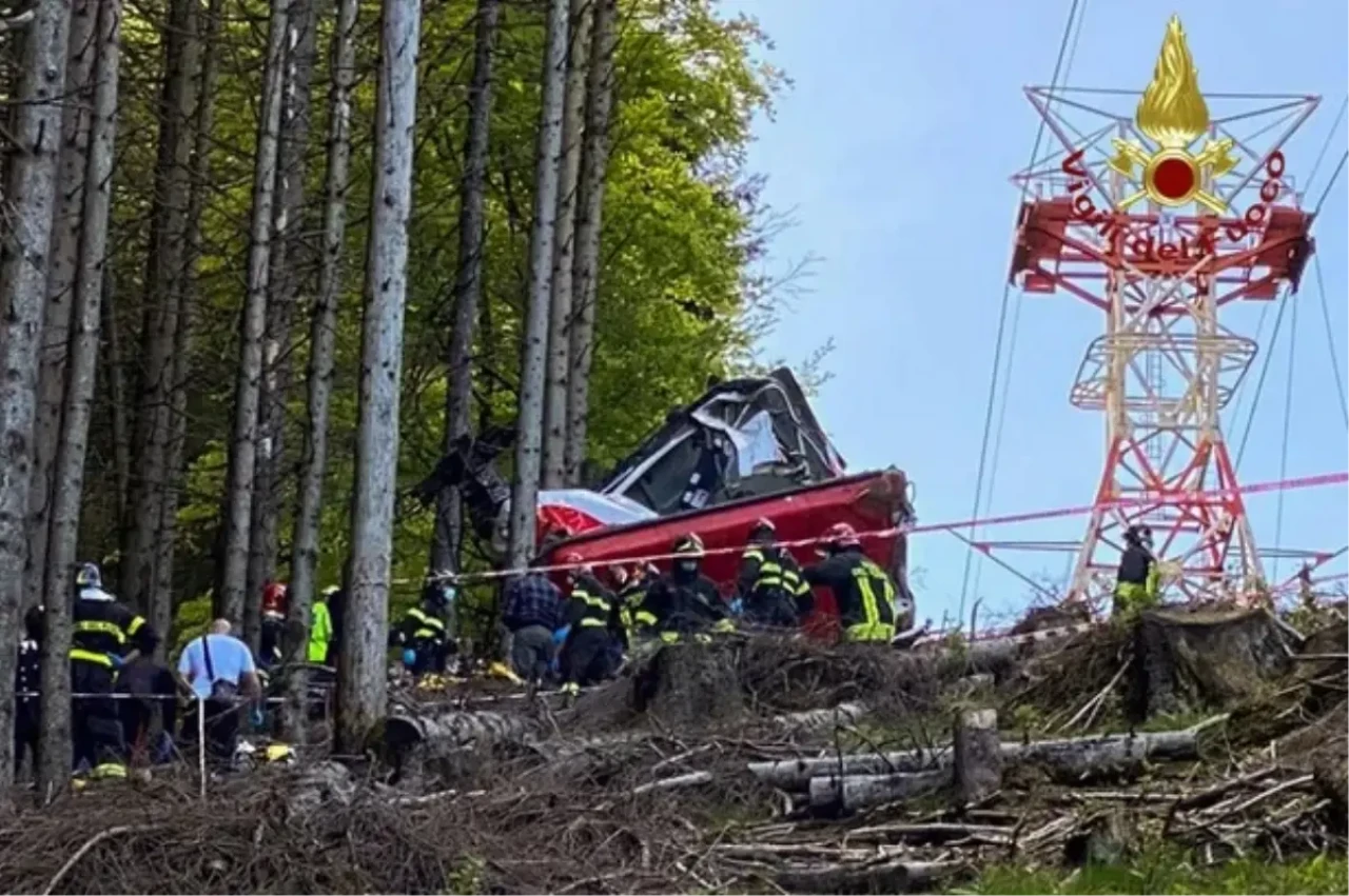 Teleferik kabini kaza sonucu düştü, 4 kişi hayatını kaybetti!