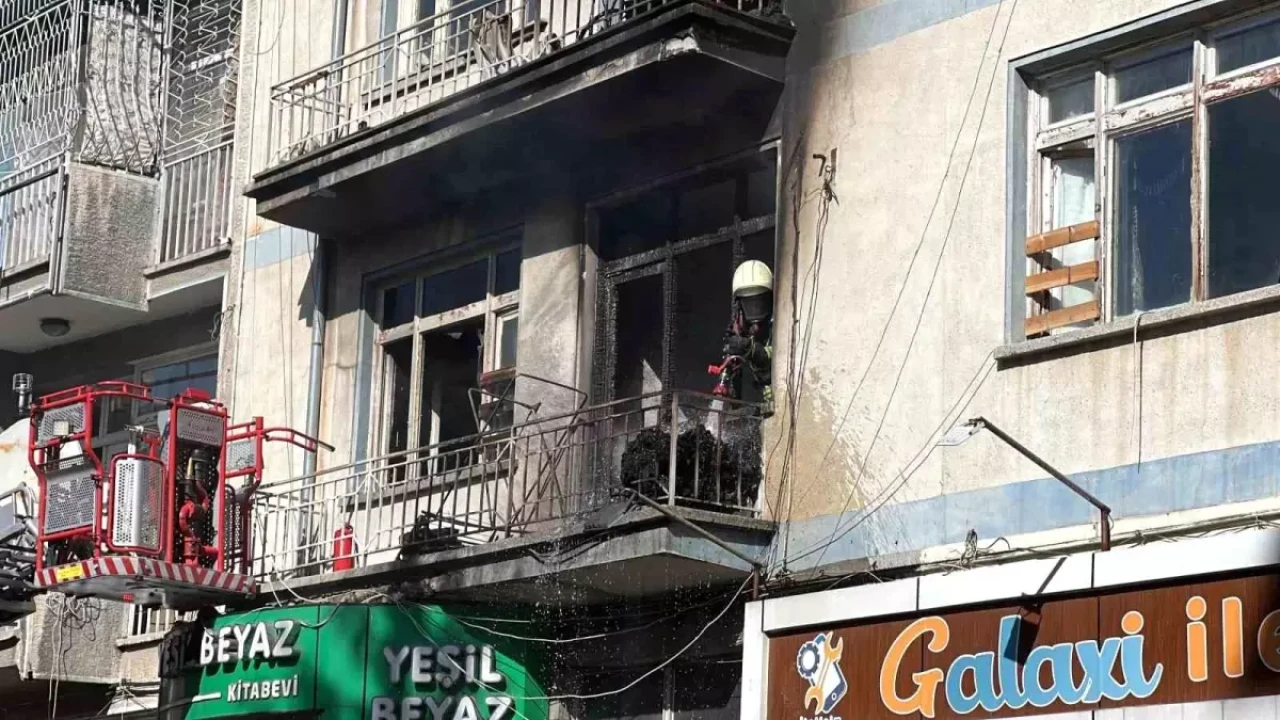 Konya'da Yangında Emel El Salih İle Gazel El Salih Hayatını Kaybetti!