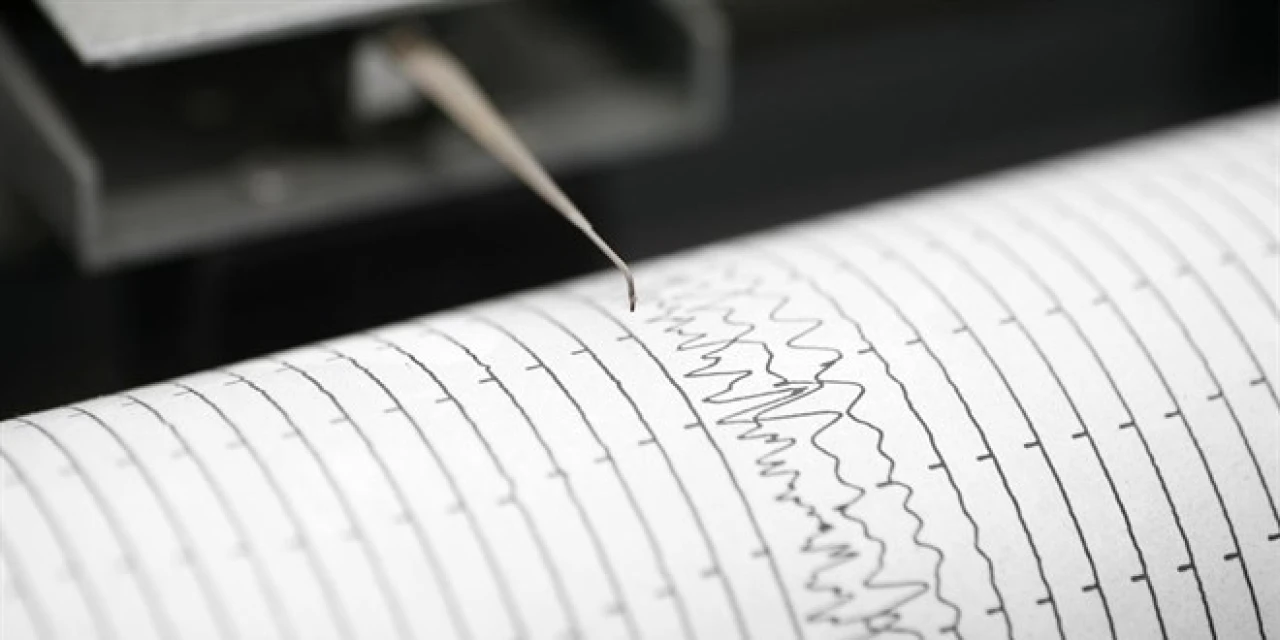 Kütahya'da Yeniden Deprem! Kütahya 3. Kez Sallandı!