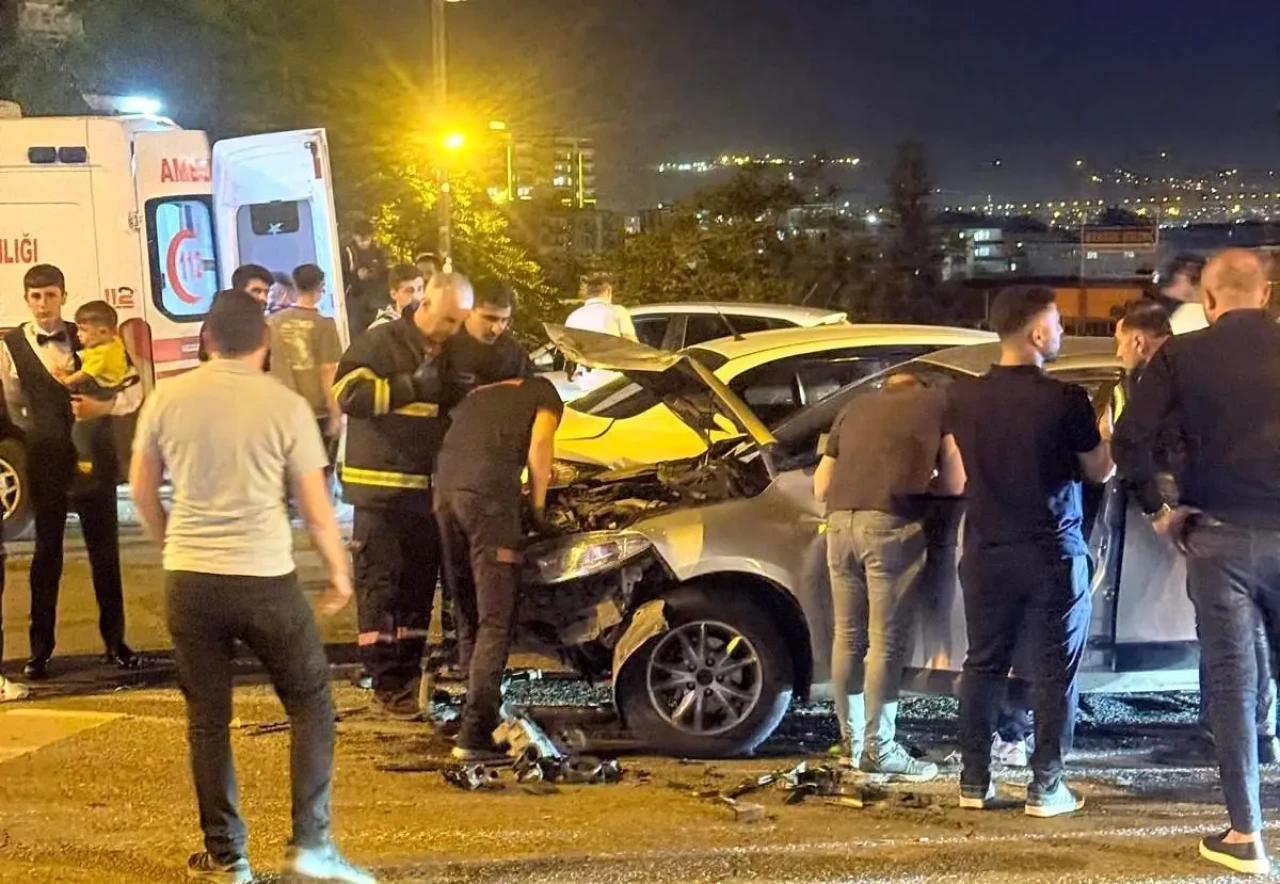 Batman'da meydana gelen trafik kazasında 4 kişi yaralandı.