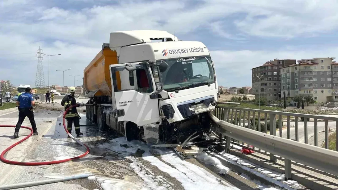 Hatay'da hafriyat kamyonu kazası bölgeyi feci şekilde sarstı!
