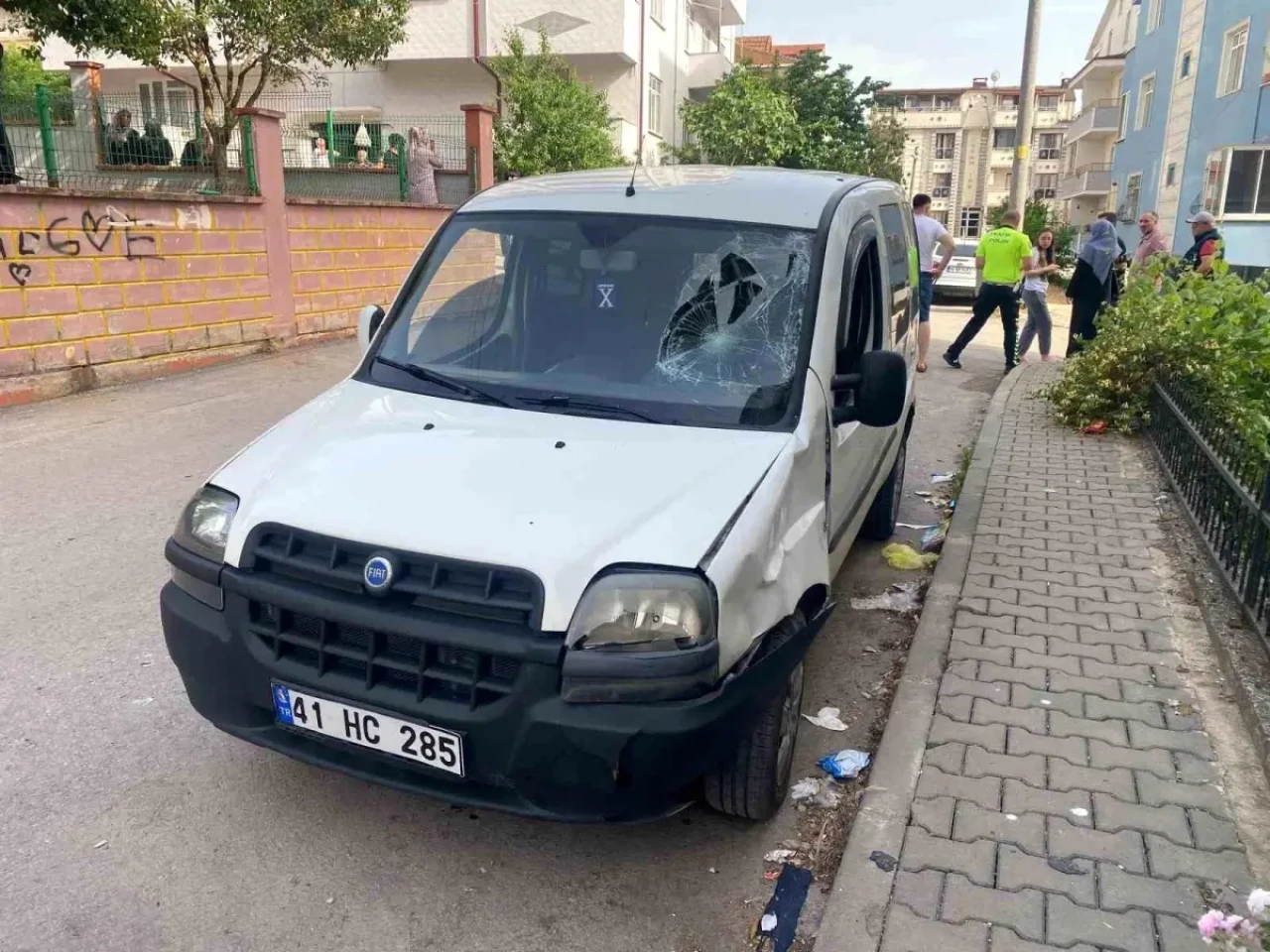 Kocaeli Körfez'de Scooter Kazası: 2 Çocuk Yaralandı!
