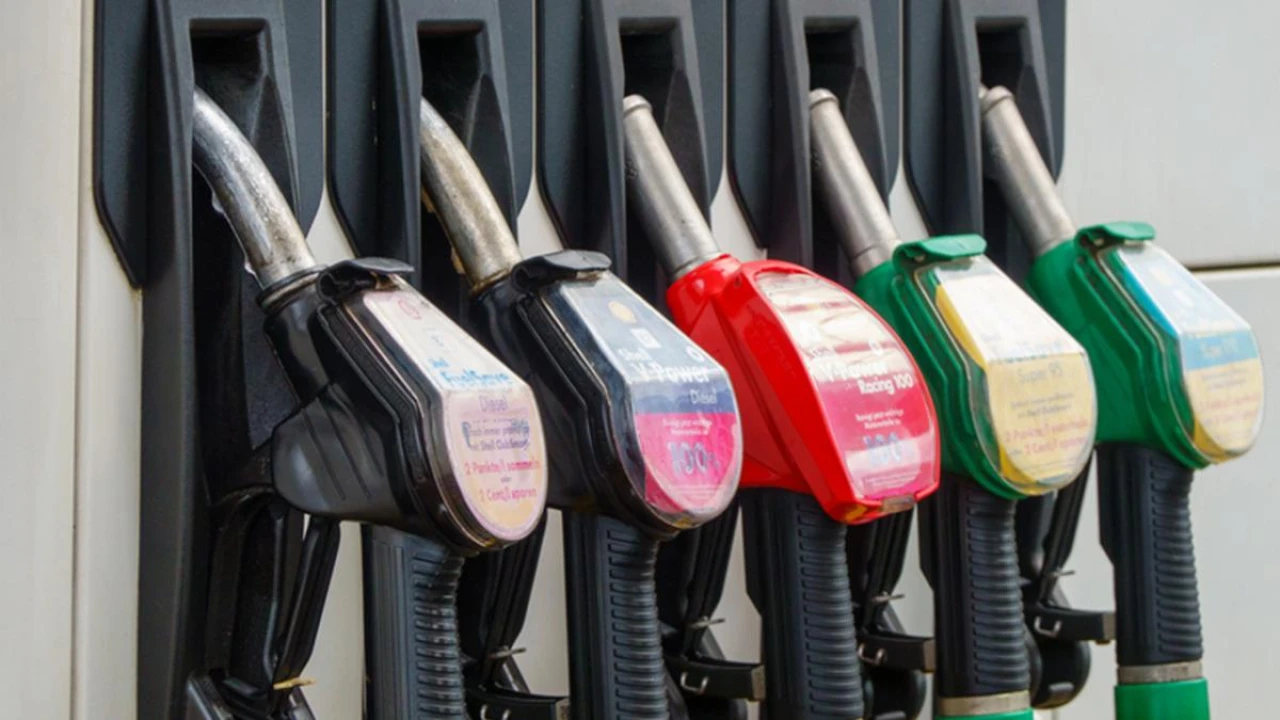 Yakıt fiyatlarında indirim müjdesi! Motorin, benzin ve otogaz fiyatlarında değişiklik olacak!