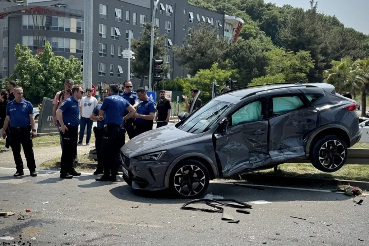 Bayramın ilk gününden acı bilanço! Yüzlerce kazada can kayıpları var!