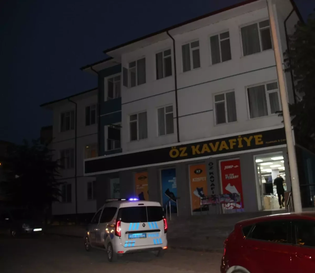 Konya Beyşehir'de Küçük Bir Çocuk Pencereden Düşerek Yaralandı!