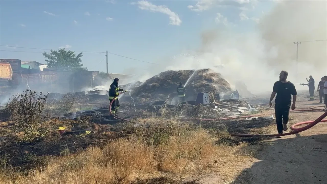 Tekirdağ Çorlu'da Çıkan Çiftlik Yangını Kontrol Altına Alındı!