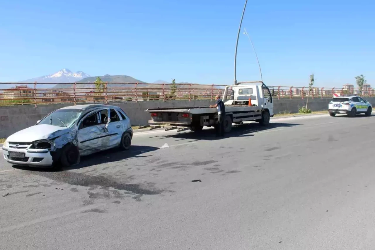 Kayseri'de feci kaza: Hamile sürücü  Ş.A. hayatını kaybetti!