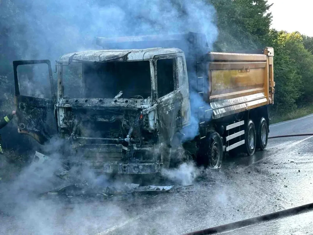 Kocaeli Körfez'de Hafriyat Kamyonu Alev Alev Yandı!