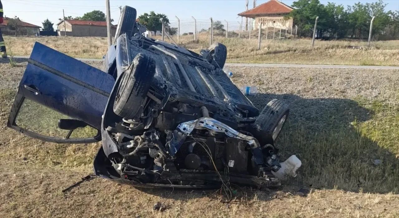Konya Kulu'da trafik kazası: Osman Tuhral ile Yaşar Tuhral Yaralandı!