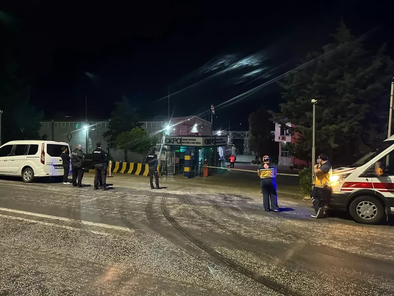 Tekirdağ'ın Muratlı ilçesinde bulunan kimya fabrikasında yangın çıktı!