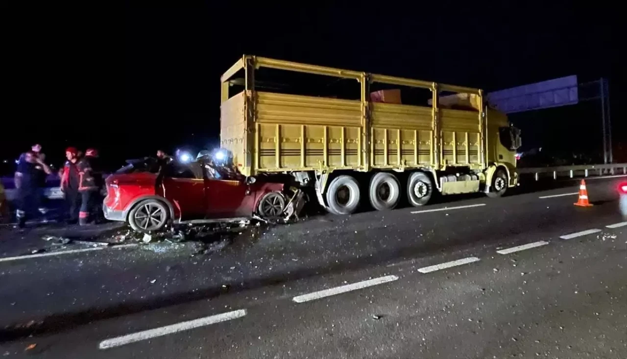 Sakarya Pamukova'da Trafik Kazası:  Bahadır Yavuz Hayatını Kaybetti!