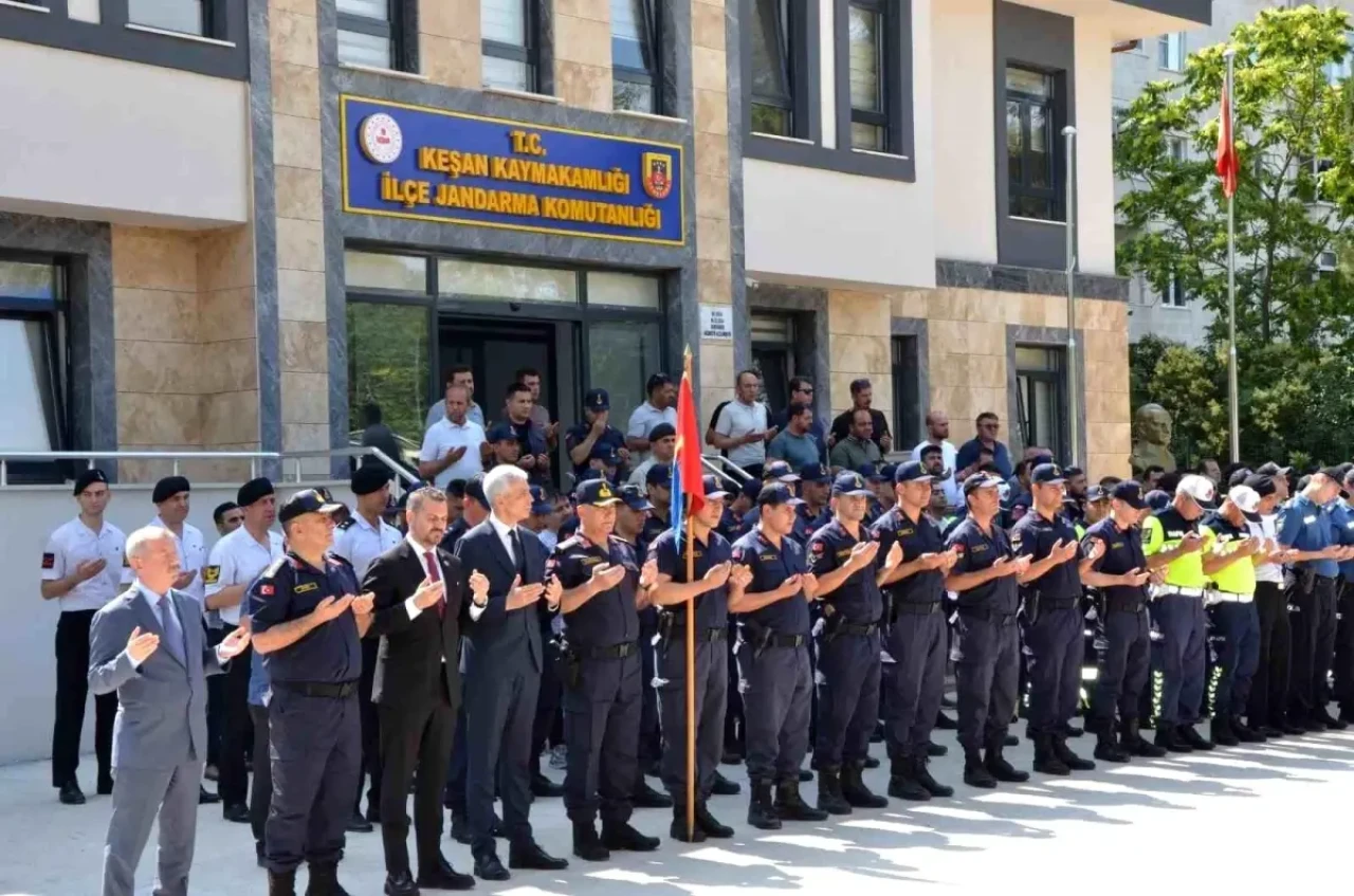 Edirne Keşan'da Faciada Çavuş Erkan Özkan, Gencay Oskan ve 5 aylık hamile eşi Seray Oskan Öldü!