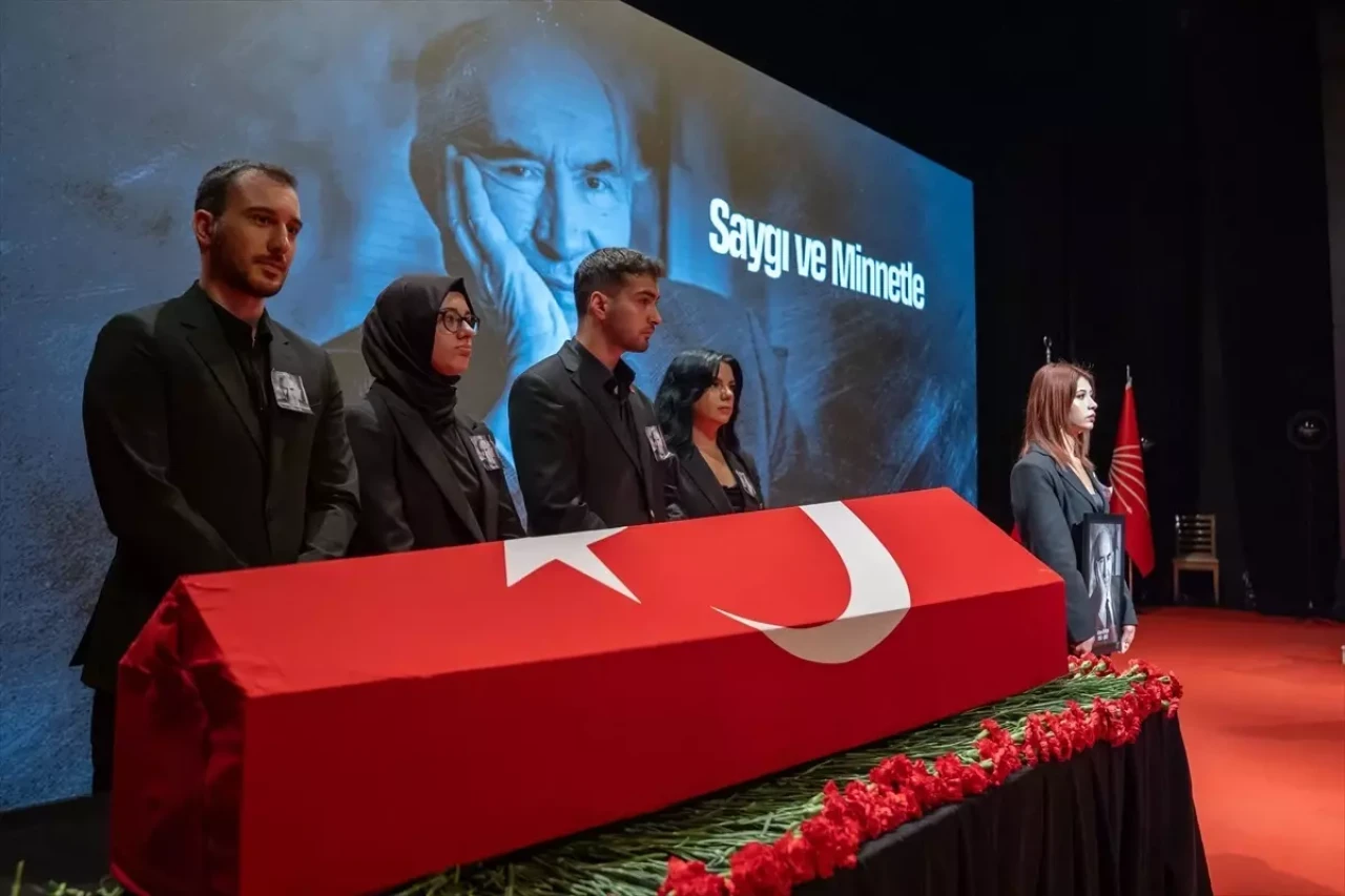 Eski CHP Genel Başkanı Altan Öymen İçin Cenaze Töreni Düzenlendi!