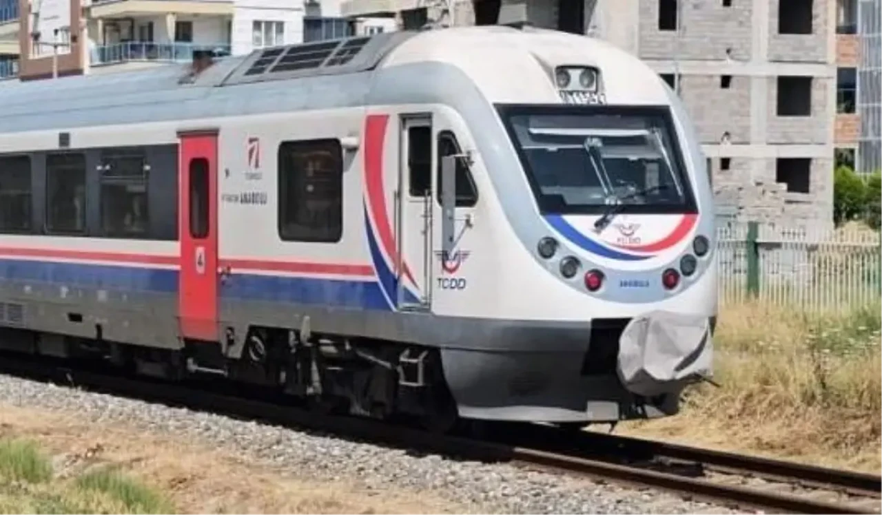 Nazilli'de Tren Çarpması: Mehmet Gökçen Hayatını Kaybetti!