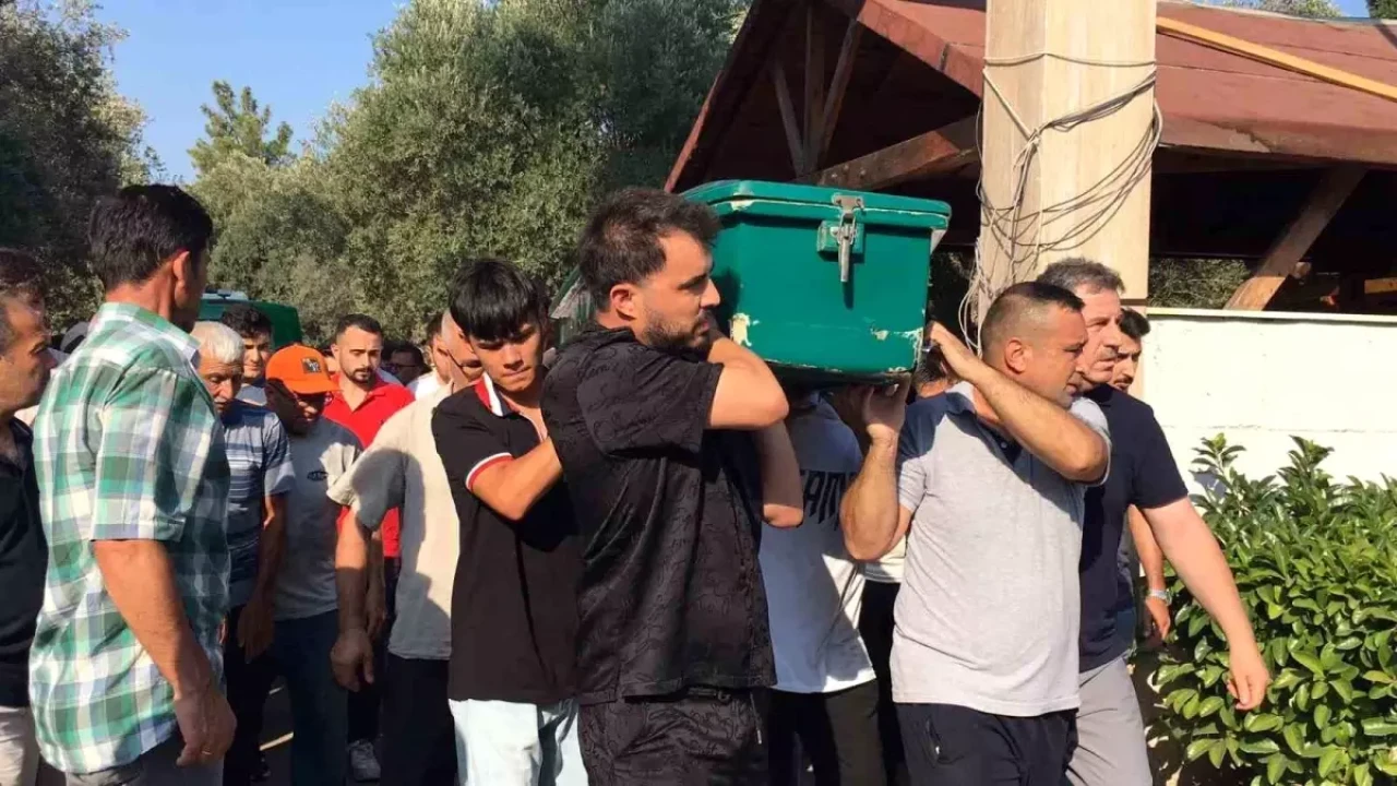 Sosyal Medya Fenomeni Çello Mustafa Trafik Kazasında Öldü!
