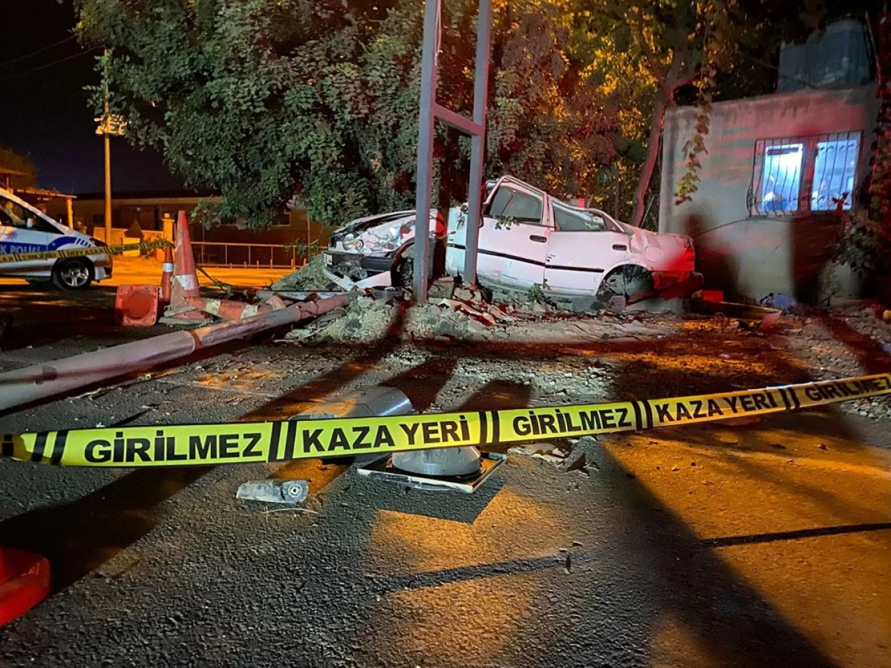 Düziçi'de Trafik Kazası: Sürücü Hüseyin Kütük Hayatını Kaybetti!