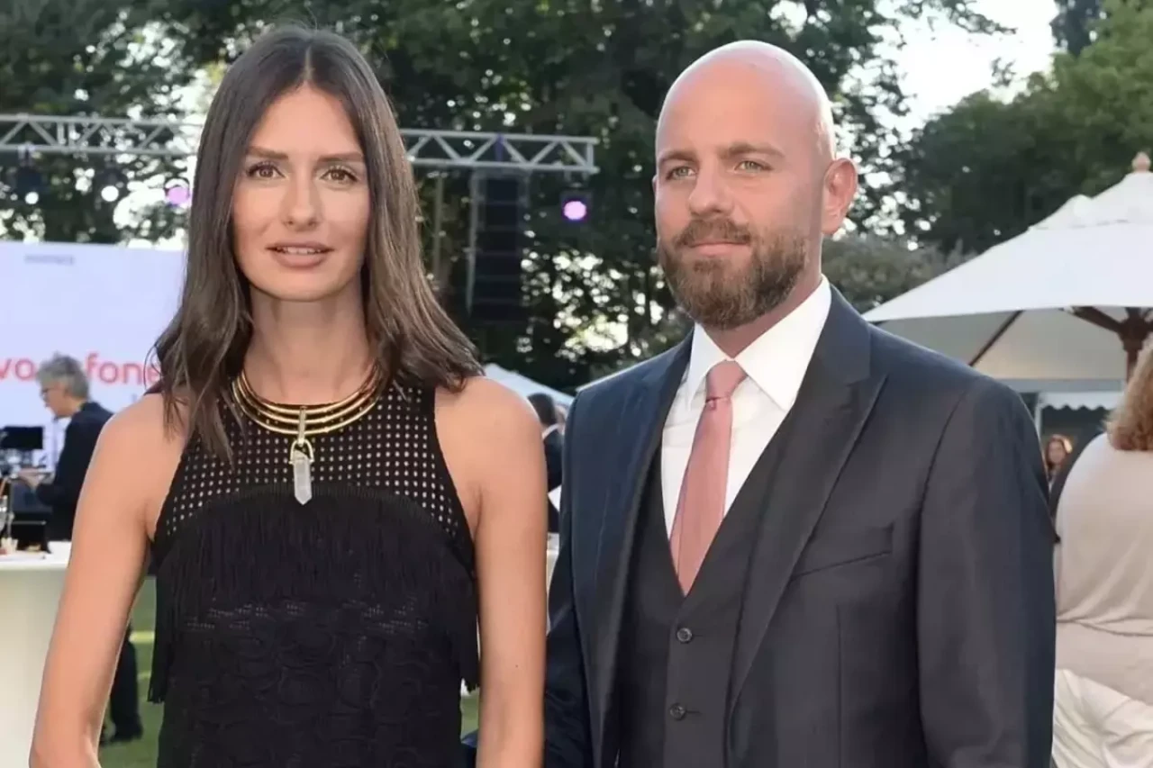 Yasemin Özilhan'dan Şaşırtan Boşanma Açıklaması Geldi!