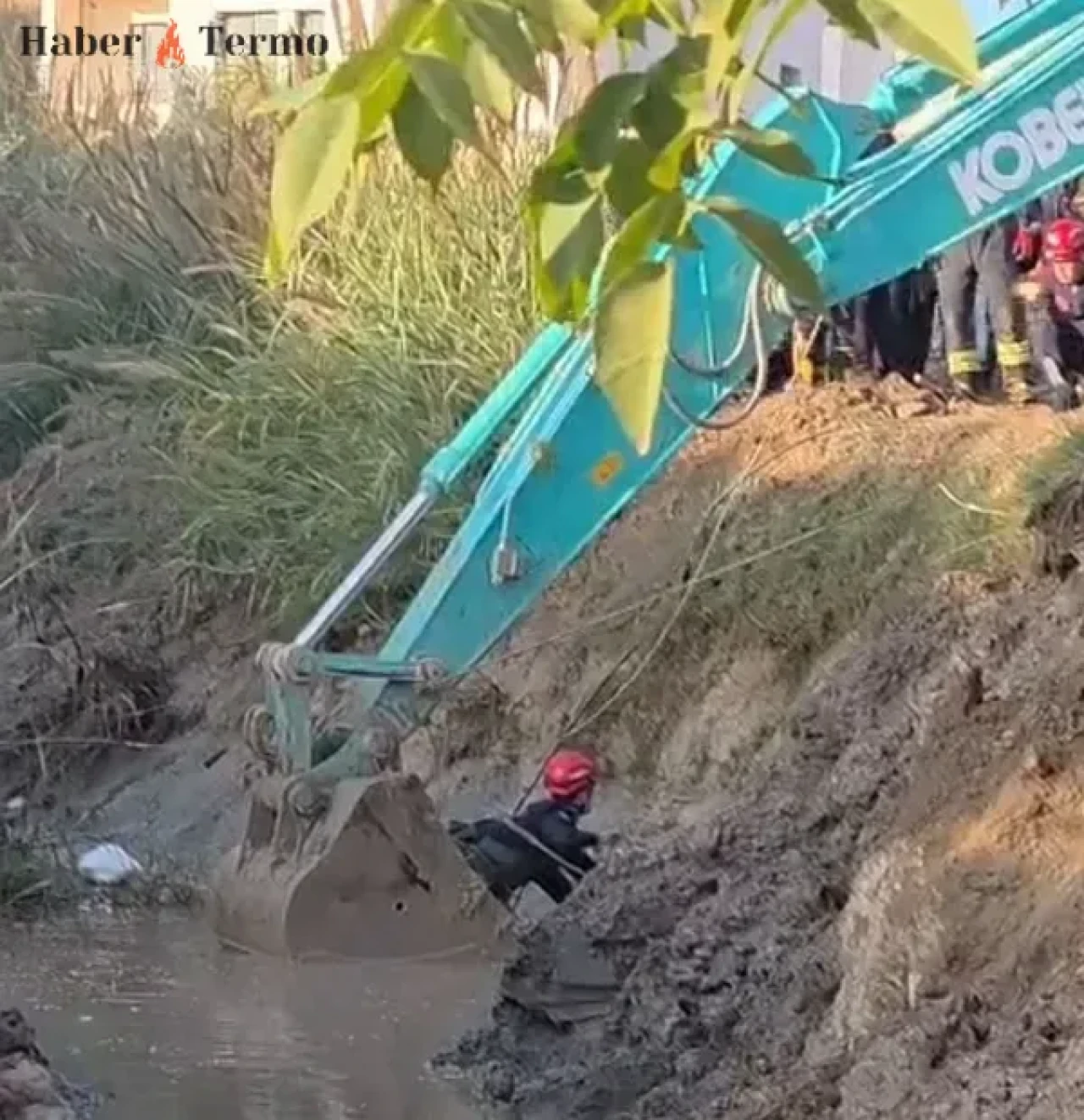 Adana'da Dere Yatağında Kaza: 12 Yaşındaki Çocuk Hayatını Kaybetti