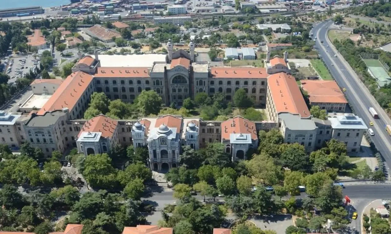 Marmara Üniversitesi'nde Ülkücü Gruplar Tarafından Öğrencilere Yönelik Darp