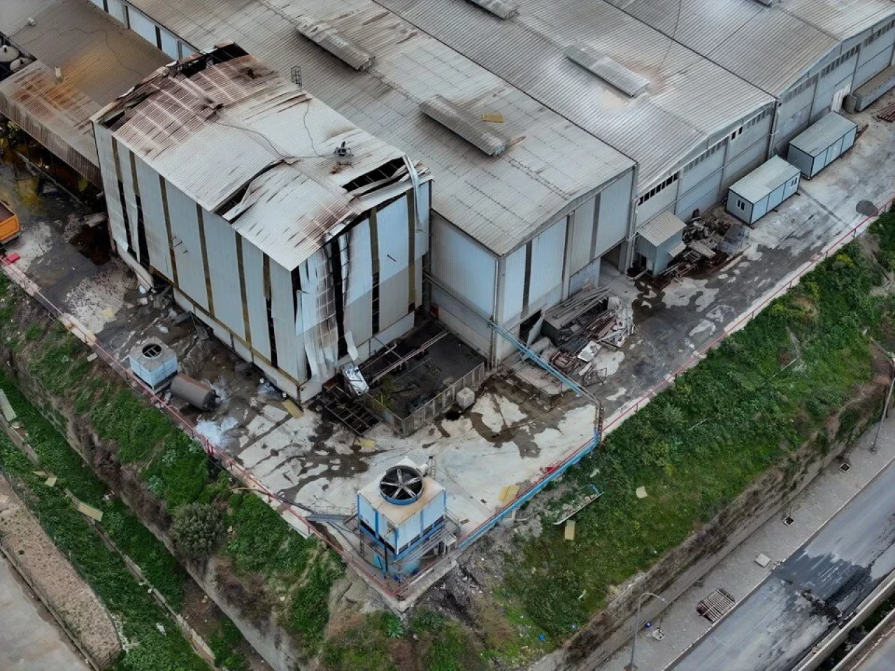 İzmir Aliağa 'da Fabrika Patlaması: 1 Ölüm, 4 Ağır Yaralı!