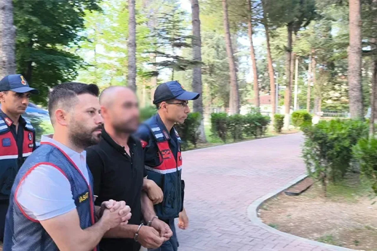 Denizli'de İşe Gider Gibi Hırsızlık Yapan Hırsız, 140 Suçtan 20 Milyon TL'lik Vurgun Yaptı