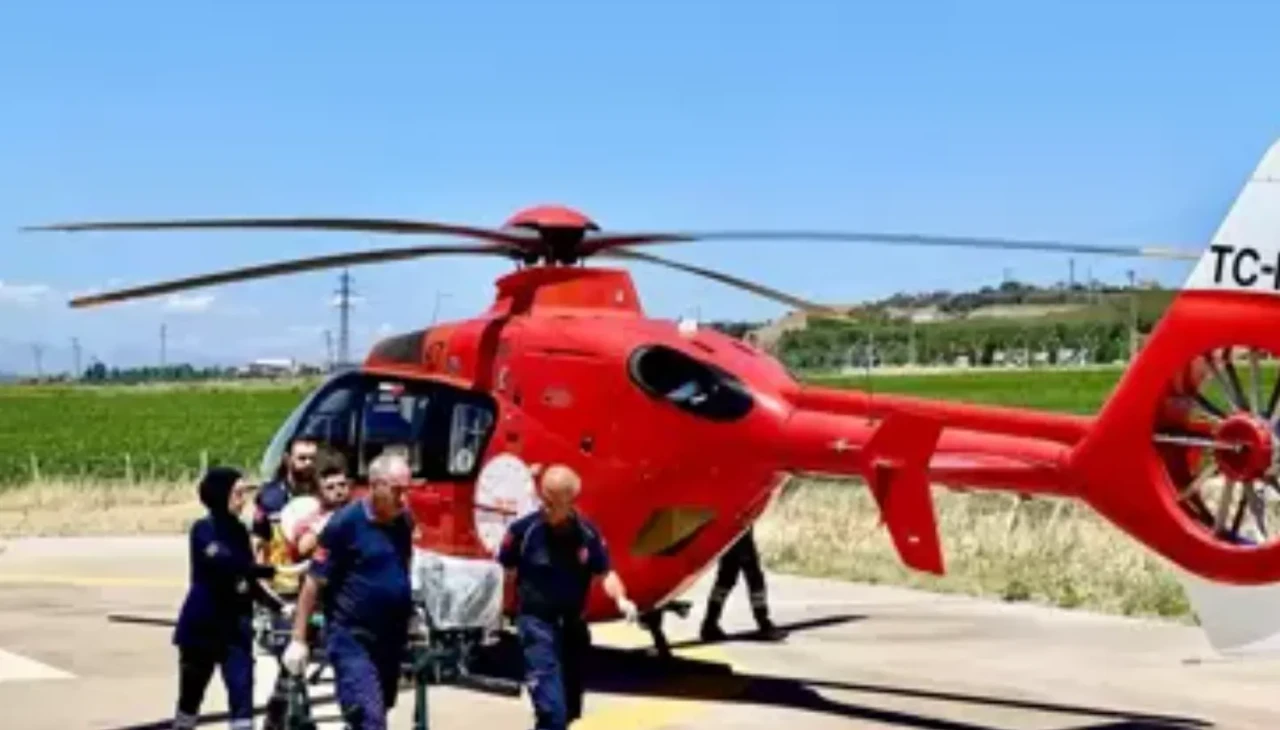 Diyarbakır Lice'de Tendonu Kesilen Zeynel Buluttekin Helikopterle Taşındı!