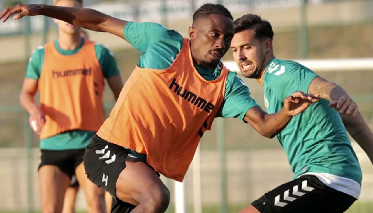 Konyaspor, sezonun ikinci etap hazırlıklarına Erzurum'da başladı!