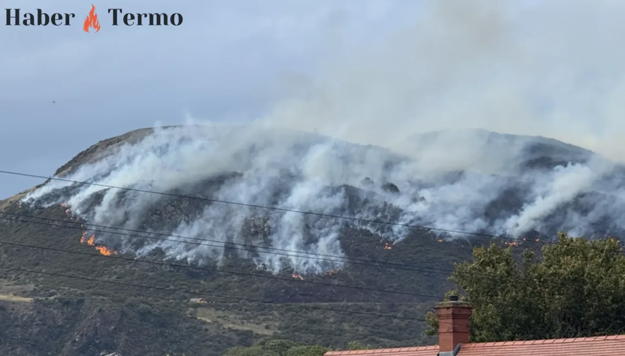 İskoçya’daki Arthur’s Seat Tepesi’nde yangın çıktı!