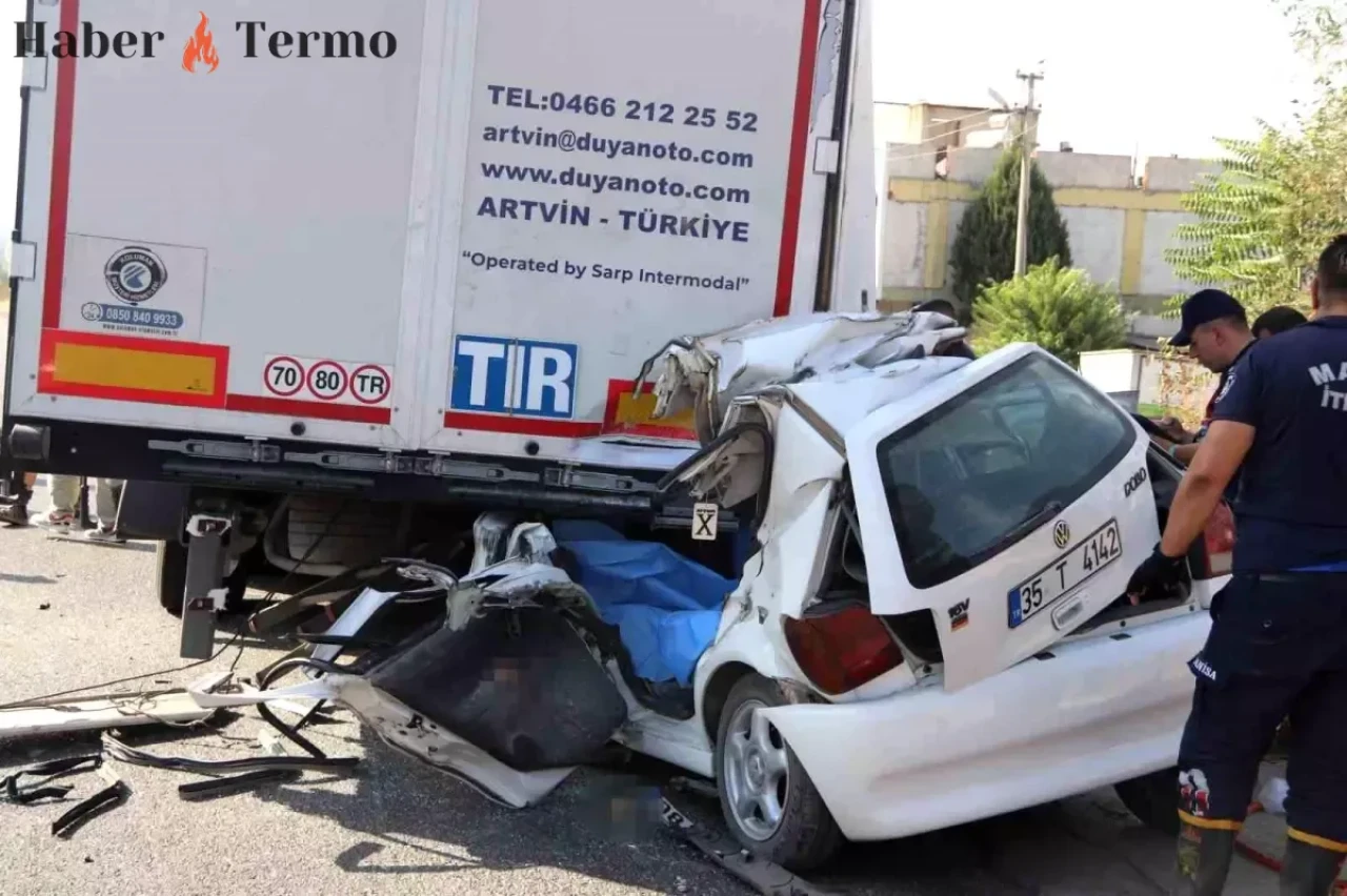 Manisa Turgutlu'da Feci Kaza: Emre ve Enes Karanfil Kardeşler Can Verdi
