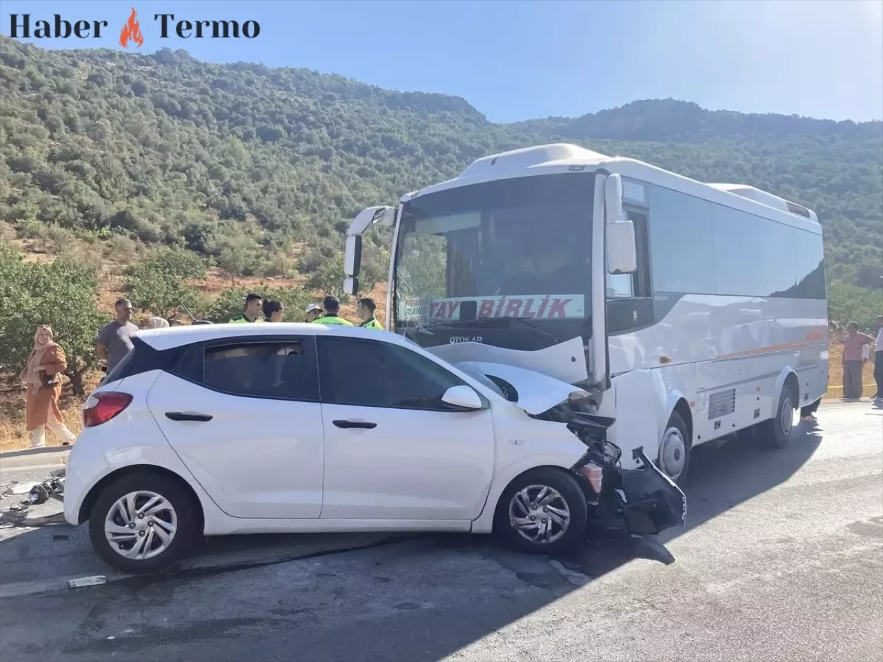 Gaziantep'te Zeynep Demir Zincirleme Kazada Öldü: 3 Yaralı