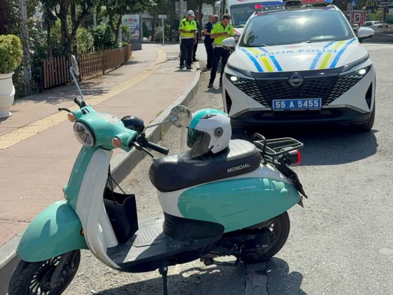 Samsun İlkadım'da Motosiklet-Otomobil Çarpışması: İki Kişi Yaralandı!