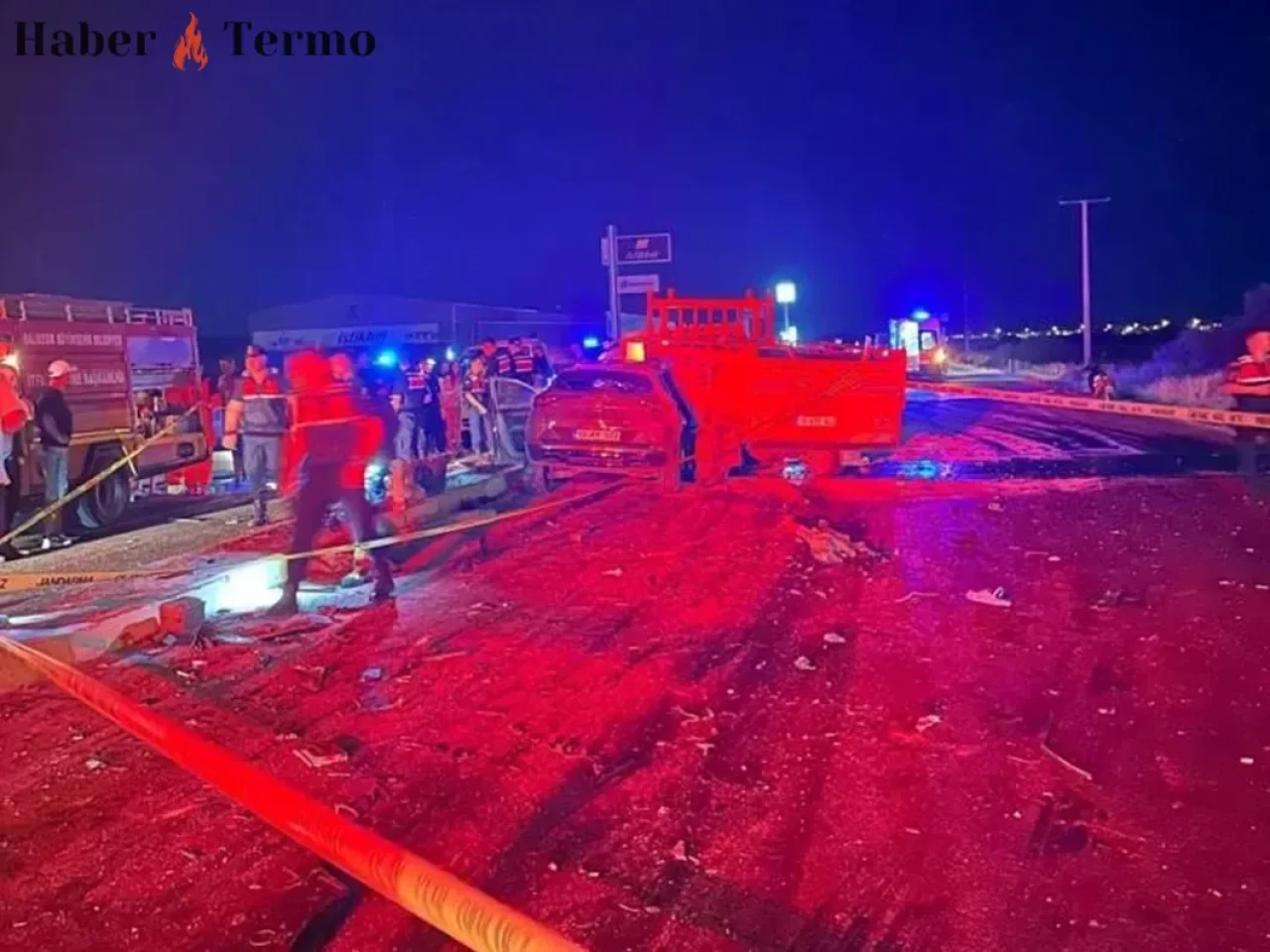 Balıkesir Ayvalık'ta Feci Kaza: 1 Ölü, 2 Ağır Yaralı!