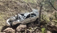 Kütahya'nın Hisarcık ilçesinde meydana gelen trafik kazasında bir otomobil şarampole devrildi.