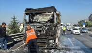 Kocaeli Gebze'de Tır Alev Aldı, Trafiği Felç Etti!