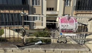 Denizli'de Otomobil Feci Şekilde Apartman Bahçesine Düştü!