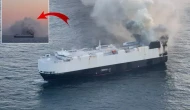Binlerce lüks araç taşıyan gemi alev aldı, mürettebat firar etti!