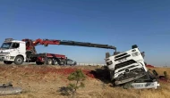 Afyonkarahisar'da Tır Devrildi, 20 Ton Biber Ziyan Oldu!