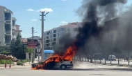 Aksaray'da Felaket Yangın, Araç Seyir Halinde Alev Alev Yandı!