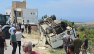 Kıbrıs Yenierenköy’de Okul Servisi Devrildi: Yaralı Öğrenciler Var!