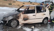 Denizli'de Araba Alev Alev Yandı! Çevredekiler Şaşkına Döndü!