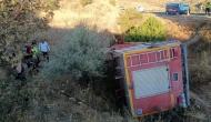 Elazığ'da Yangına Giden İtfaiye Aracı Devrildi: 2 İtfaiyeci Yaralandı!