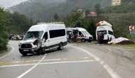 Giresun'da Tarım İşçisi Minibüsleri Çarpıştı: 10 Yaralı!