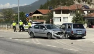 Karabük'te Kaza: 6 Kişi Yaralandı, Ehliyetsiz Sürücü Tespit Edildi!